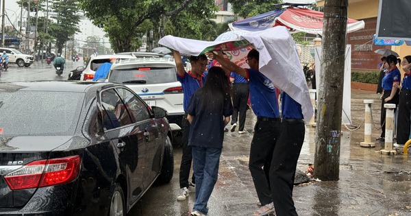 Những đàn anh trên cả tuyệt vời: Mình có thể ướt nhưng thí s