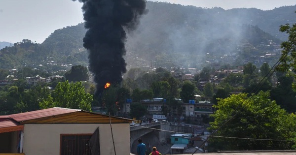 Rơi trực thăng quân sự Pakistan tại Kashmir, toàn 