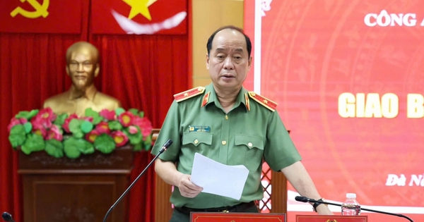 Da Nang Police Chief Orders Crackdown on Counterfeits, Drugs Amid Festival Season