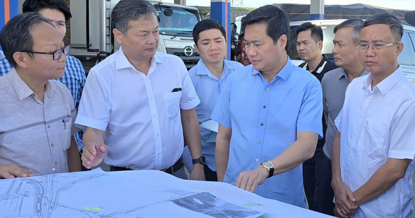 Vietnam Deputy Minister urges faster disbursement of funds for Hoa Lien - Tuy Loan expressway