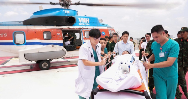 Helicopter Airlifts Critically Ill Patient from Offshore Platform to Mainland Hospital