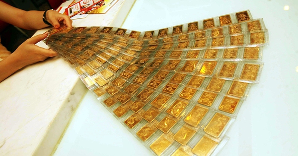 Vàng SJC mất hơn 15 triệu đồng/lượng, phục hồi bất thành