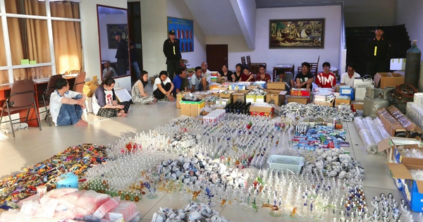 Ho Chi Minh City Police Bust Large-Scale Drug Paraphernalia Ring, Seize 100,000 Items