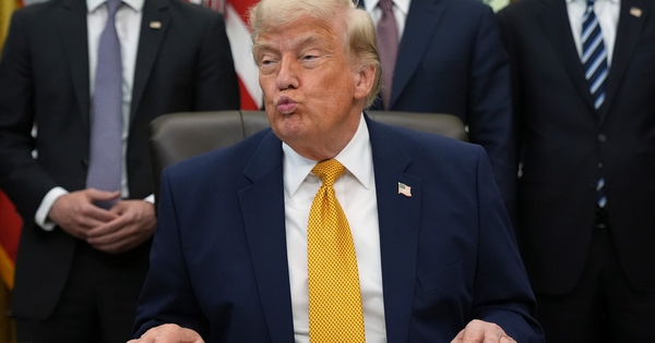 Trump dọa không giúp NATO, căng thẳng Mỹ-Iran leo thang