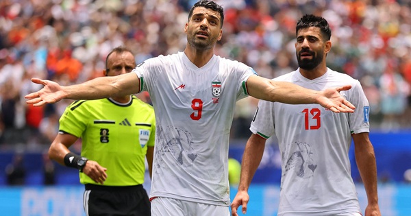 Đội tuyển Iran gặp rắc rối mới ở Mỹ, chuyến bay bị hoãn trước trận quan trọng đấu Ai Cập