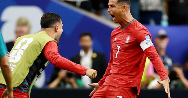 HLV Martinez: 'Bồ Đào Nha phải chịu đựng tin đồn ác ý'