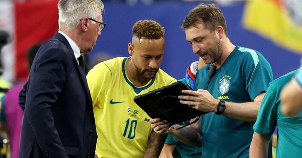 Con trai HLV Ancelotti bị hiểu lầm nghiêm trọng, nào có phải &lsquo;ghét bỏ&rsquo; gì Neymar