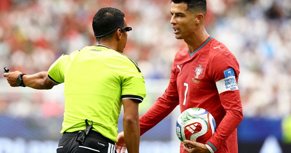 'Lời nguyền' World Cup 16 năm trước đe dọa Bồ Đào Nha: Ronaldo lại thua sớm?