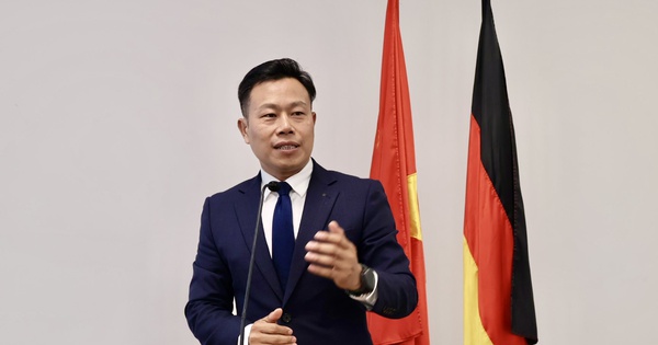 GS-TS Lê Quân, Thứ trưởng Bộ GD-ĐT, làm Chủ tịch Hội đồng Trường ĐH Việt Đức