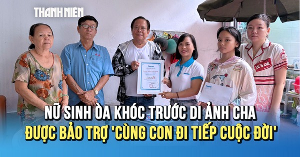 Nữ sinh mồ côi òa khóc trước di ảnh cha được nhận bảo trợ 'Cùng con đi tiếp cuộc đời'