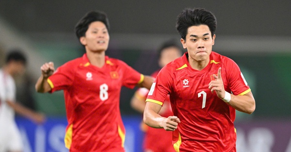 Nóng: Đội tuyển Việt Nam vắng Đình Bắc và dàn sao CLB CAHN tại AFF Cup 2026?