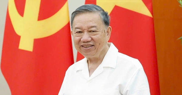 Chống trì trệ, né tránh, đùn đẩy, vô cảm trước yêu cầu chính đáng của nhân dân