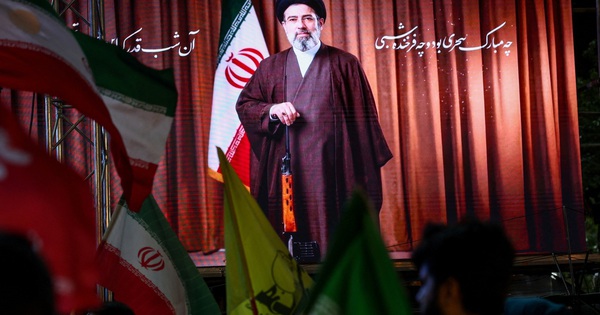 Lãnh tụ tối cao Iran cảnh báo âm mưu chia rẽ