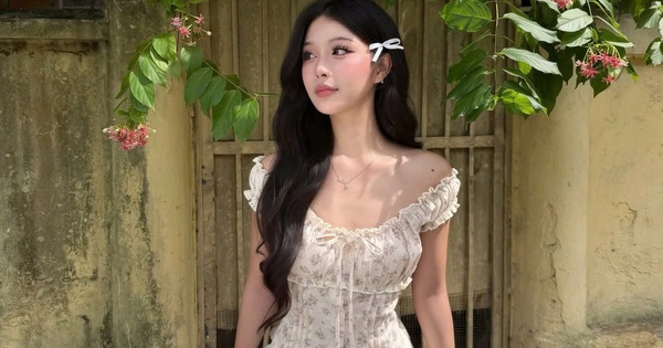 Trở thành tâm điểm xuống phố với xu hướng kẹp nơ xinh