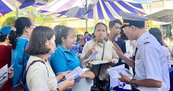 Người thất nghiệp ở TP.HCM đang giảm mạnh, vì sao?
