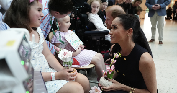 Meghan Markle đáp trả cáo buộc 'đạo đức giả' vì đăng ảnh con lên mạng xã hội