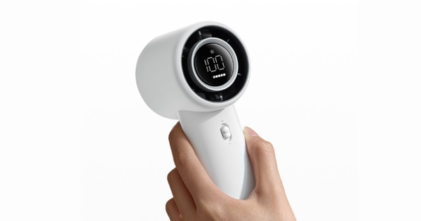 Xiaomi tung quạt cầm tay 100 cấp độ gió, pin 40 tiếng