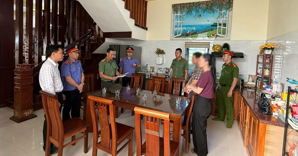 Quang Tri primary school principal detained for bribery investigation