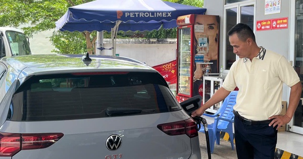 Volkswagen giảm giá nhiều mẫu xe, chia sẻ về sự tương thích 