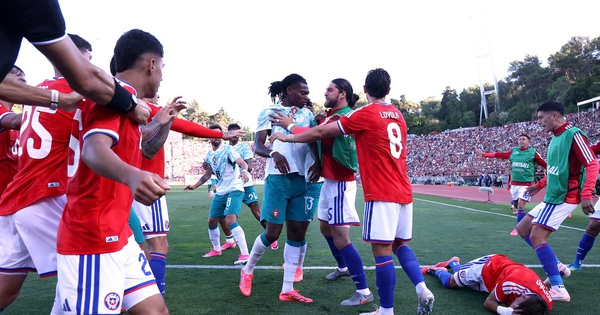 Đàn em Ronaldo đánh người nhận thẻ đỏ, nguy cơ bị cấm thi đấu World Cup 2026