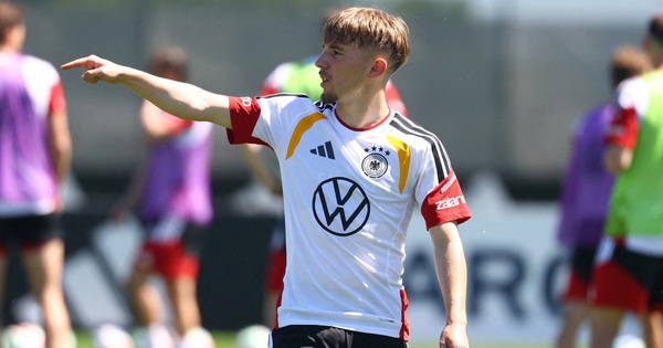‘Viên ngọc mới’ của đội tuyển Đức nhập viện khẩn, HLV Nagelsmann gọi người thay thế gấp
