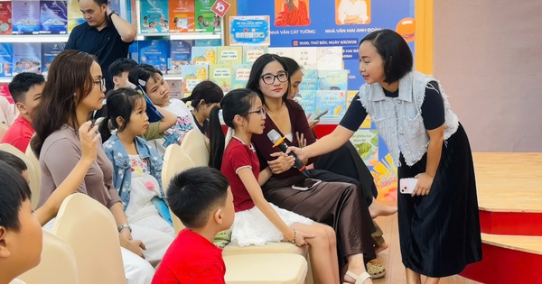 Bí quyết giúp trẻ tìm thấy niềm vui với sách