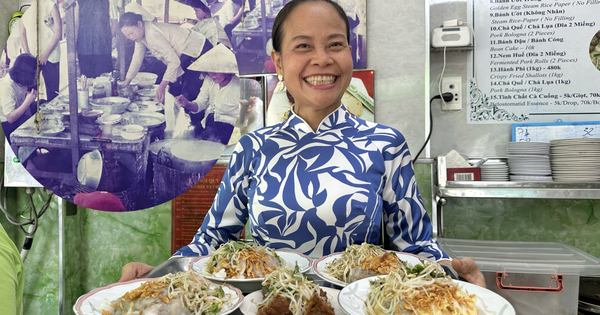 Quán bánh cuốn Michelin ở trung tâm TP.HCM: Thâm niên 65 năm