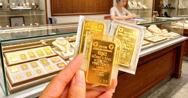 Giá vàng trượt sâu, xuống 140 triệu đồng/lượng