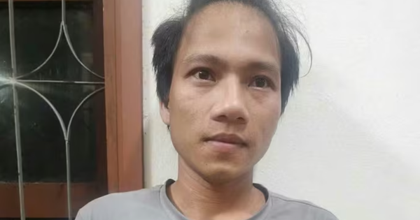 Siết cổ và dọa giết vợ vì nghi ngoại tình, người đ