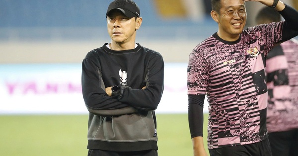 HLV Shin Tae-yong tái xuất ở Indonesia, vừa nhận việc đã bị 