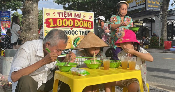 Tiệm m&igrave; 1.000 đồng v&agrave; c&aacute;ch trao đi l&ograve;ng tử tế