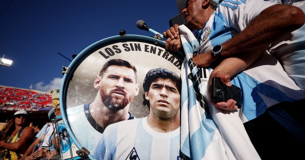 Từ Maradona tới &lsquo;kỷ nguyên&rsquo; Messi: Lịch sử đối đầu đầy duyên nợ giữa Anh và Argentina ở World Cup