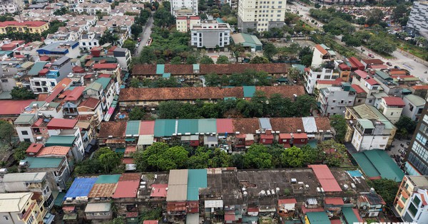 Hanoi's Old Apartments: 'Time Bombs' Facing Slow Renovation