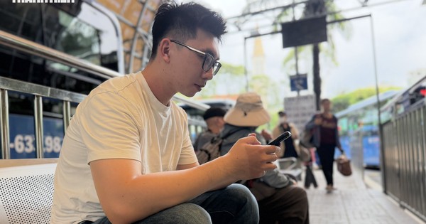Lượng khách đi xe buýt TP.HCM tăng mạnh sau nửa tháng miễn phí