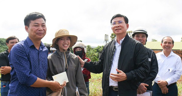 Lam Dong accelerates land clearance for two key expressways