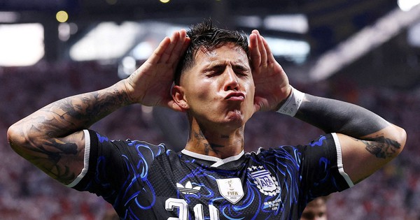 Quá thú vị fanpage FIFA bản tiếng Việt gọi Enzo Fernandez là &lsquo;chàng thơ&rsquo;, gây sốt cộng đồng mạng