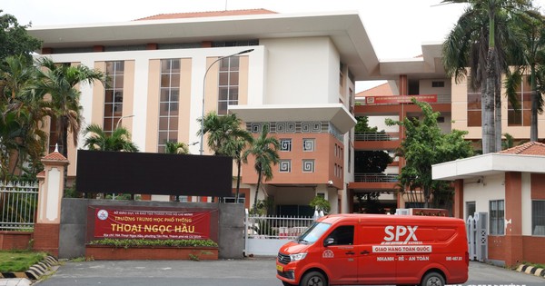 Ho Chi Minh City Urgently Converts Surplus Offices into Schools and Hospitals