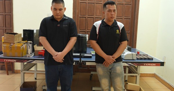 Two Suspects Arrested for Advertising and Producing Fake Documents on Facebook