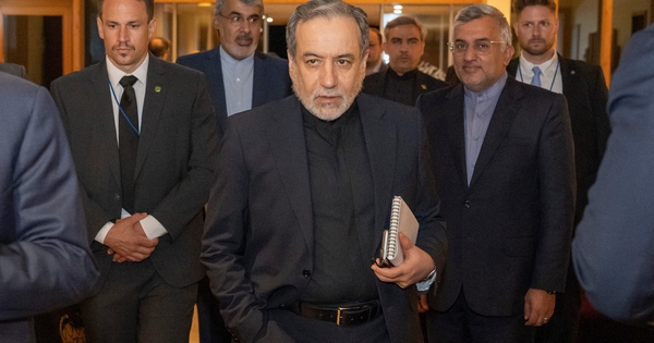 Iran cảnh báo cảnh sát hạt nhân: Sẽ dạy bài học Israel nếu Mỹ không kiềm chế