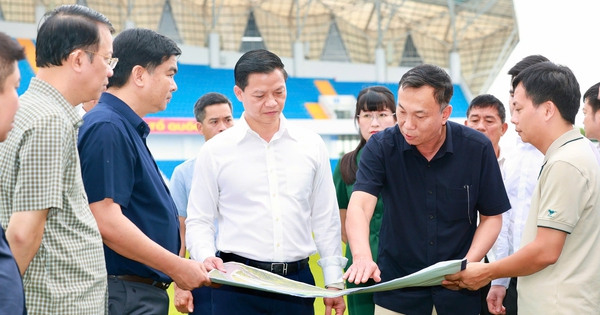 Chủ tịch VFF và Chủ tịch tỉnh Thái Nguyên đồng chủ trì cuộc họp quan trọng về thành lập CLB chuyên nghiệp