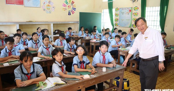Vietnam Orders Major Reduction in Public Schools by August 30