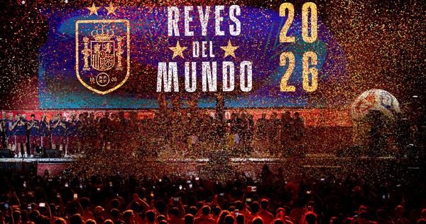 Hơn 2 triệu người đón nhà vô địch Tây Ban Nha: Yamal, Rodri khiến Madrid bùng nổ