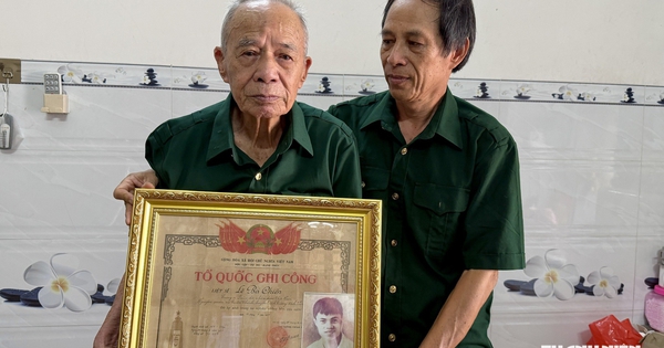 Cụ ông 90 tuổi ở TP.HCM đi tìm kiếm hài cốt liệt sĩ em ruột thuộc MTP