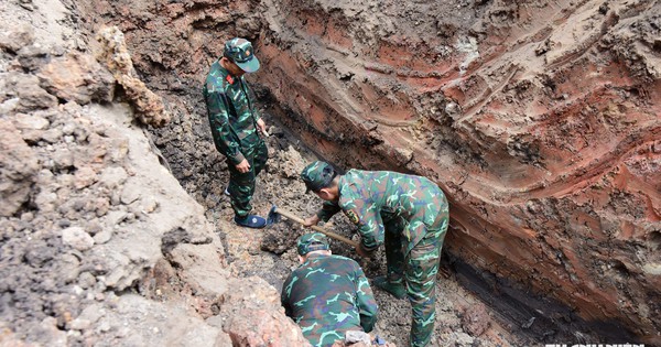 Phát hiện mộ tập thể có 9 hài cốt liệt sĩ tại công viên Lê Thị Riêng