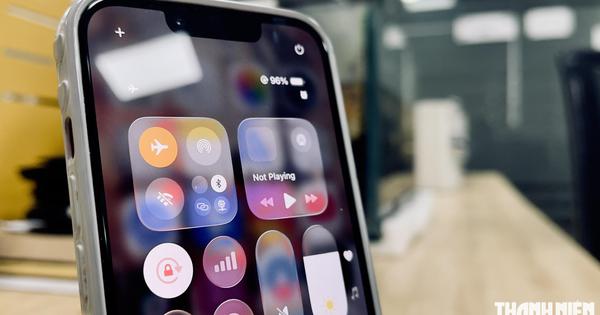 Bật chế độ máy bay hay tắt dữ liệu di động giúp tiết kiệm pin hơn?