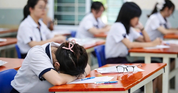 Vietnam's Exam Season: Guiding Students Through Disappointment