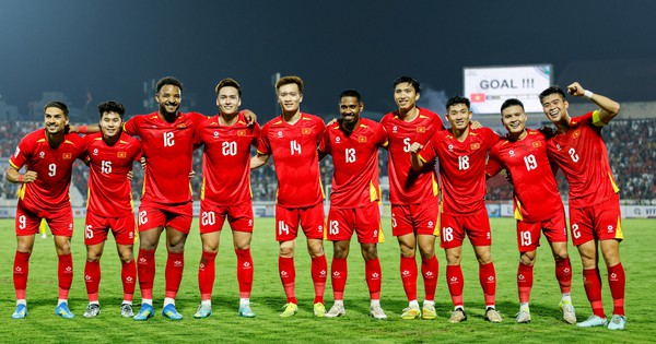 Nóng: Đội tuyển Việt Nam đại chiến Indonesia trên sân từng đọng lại nốt trầm của thầy Park và HLV Hữu Thắng