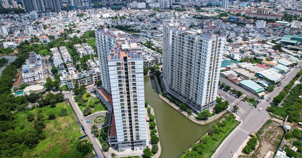 Why are so many Ho Chi Minh City projects struggling to get land certificates?