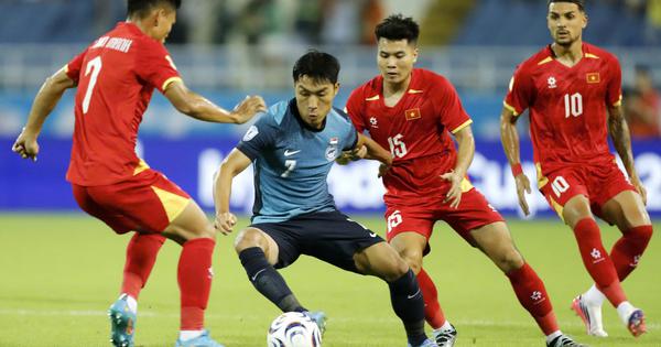 Kịch bản nghẹt thở nào đưa đội tuyển Việt Nam vào bán kết ASEAN Cup?