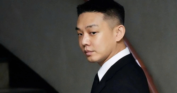Loạt ảnh mới của Yoo Ah In gây chú ý